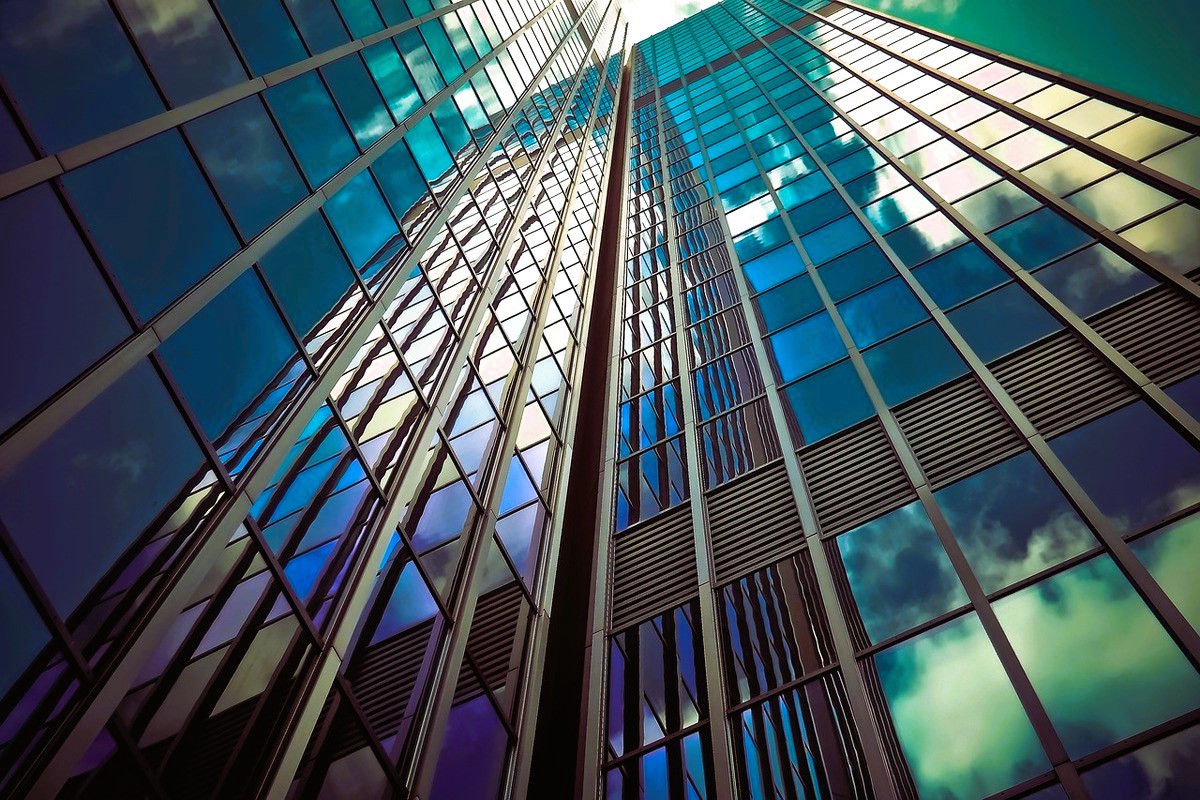 Eco-Friendly Windows for Commercial Buildings: Challenges and Solutions