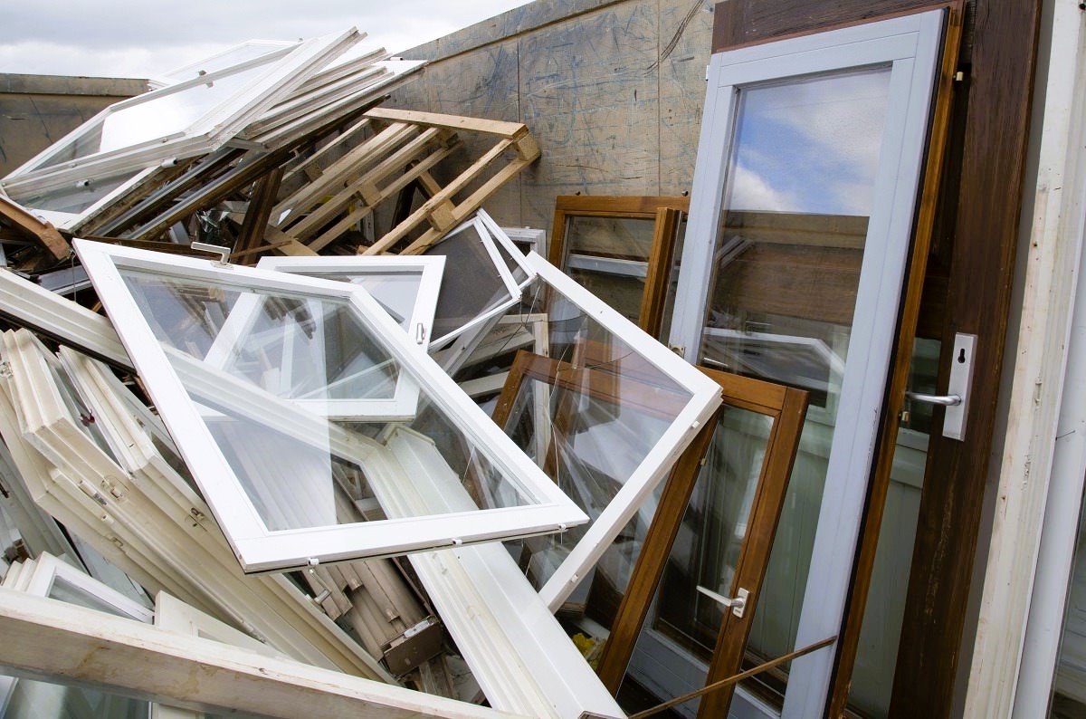 The Life Cycle of Eco-Friendly Windows: From Manufacturing to Disposal